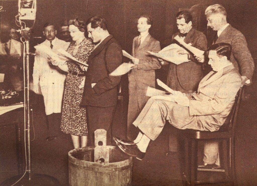 Összpróba a Hamletből. Jobbról balra: Radó Árpád, Machán Tibor, Barsi Ödön, Ortutay Gyula, Polgár Tibor és Gecső Sándorné.